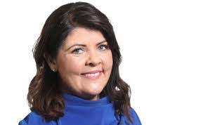 Edel Barrett's Instagram, Twitter & Facebook