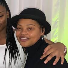 Charlese (@Charlese2524)