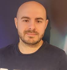 Une équipe qmt avec de l'expertise et de l'expérience