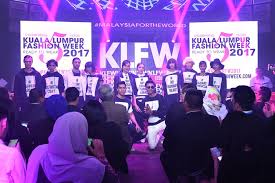 Kuala lumpur fashion week (klfw) is set to showcase the work of over 80 malaysian designers at the seventh edition of the event. Kuala Lumpur Fashion Week Ready To Wear Celebrates The Fifth Year Of Klfw Rtw 2017 Gaya Travel Magazine