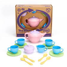 Best Kid S Tea Sets This Simply Styled Sturdy And Eco Friendly 15 Piece Green Toys Tea Set Is Made From Food Saf Kids Tea Set Green Toys Tea Set Toy Tea Set