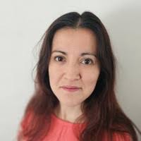 Claudia Gaete's Instagram, Twitter & Facebook