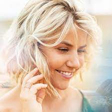 Their next tour date is at markdorf open air in meersburg, after that they'll be at solimare open air moers in moers. Beatrice Egli Best Songs Albums And Concerts Mozaart