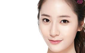 Yah, perempuan korea memang menghabiskan banyak waktu dan uang untuk merawat kulit mereka dengan sangat teliti. Step Step Make Up Simple Ala Korea Untuk Tipe Kulit Indonesia Blog Unik