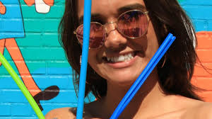 Patent-Pending Silicone Straw that you can OPEN & CLOSE!!! by Trang Tran —  Kickstarter