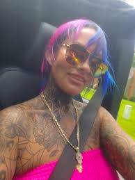 Hey Leads, Gentlemen we need y'all to help us be better followers! Come  through to dance with these gorgeous ladies. We do not own the copyrights  to this music. Swing Therapy Tuesdays @