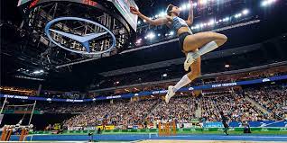 Mihambo finished ninth at the 2011 world youth championships. Die Uberfliegerin Malaika Mihambo Emma