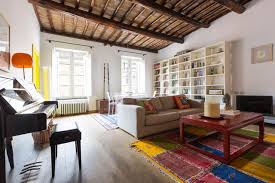 La via dei banchi vecchi (français : Via Dei Banchi Vecchi Roma Eclettico Salotto Roma Di Giulia Venanzi Houzz