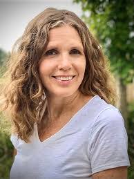 Beth Halford's Instagram, Twitter & Facebook