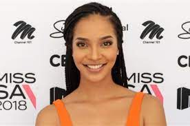 Liesl laurie (born december 24, 1990 in johannesburg, south africa) is a south african model and beauty pageant titleholder who was crowned miss south africa 2015. Celebs In Lockdown Liesl Laurie Is Working Out And Watching Suits Drum