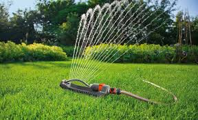 Wasserzapfstelle Fur Den Garten Mit Bildern Rasensprenger Wand Verputzen Rasenpflege