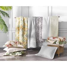Check spelling or type a new query. Tommy Bahama Aregada Dock 3 Piece Blue Floral Cotton King Quilt Set 208210 The Home Depot