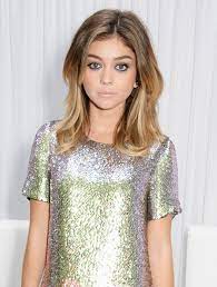 Hair Color News: Sarah Hyland Has Slowly Gone Blond on Us with Highlights |  Glamour
