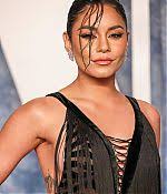 Vanessa Hudgens Online