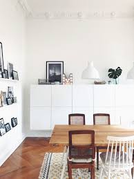 Verspielt Im Boho Chic Nordisch Clean Oder Im Stilmix Mit Vielen Vintage Mobeln Die Neuen Mitglied Wohnung Esszimmer Wohnung Wohnzimmer Wohnzimmer Einrichten
