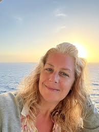 Native plant-inspired glass and metal artists