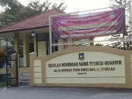 Persatuan alumni sm sains tuanku munawir. Program Enhancing Physics Pada 29 Julai Sm Sains Muzaffar Syah Facebook