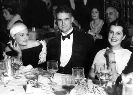 Howard hughes was a larger than life billionaire who is still famous today for his extravagant and the fabulously wealthy howard hughes may have turned into a disturbing recluse later in life, but in. Der Texanische Multimillionar Und Filmproduzent Howard Hughes Mit Den Schauspielerinnen Eleanor Holm L Und Sandra Shaw R Am 5 1 1933