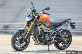 Más afilada, rápida y agresiva, es una de las. Review 2015 Yamaha Mt 09 More Is Always Better Paultan Org