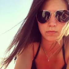 Angela Branduzzi (@itsA_duzzi)