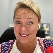 Debbie Wentz's Instagram, Twitter & Facebook