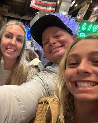 Perfectly read double up ~ @peter_mel 🐺 ~ Has to be one of the best 2-60  foot wave surfers in the world. . Peter is