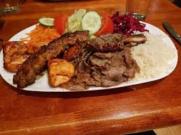 Halep i̇şi kebap nasıl yapılır? Mixed Kebab And A Halep Kebab Picture Of Leyla London Tripadvisor