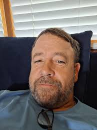 Chuck Norris can eat a diamond and 💩 out coal.