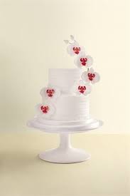 Orchids From The Hummingbird Bakery Hummingbird Bakery Orchid Wedding Cake Cool Wedding Cakes