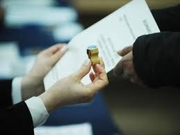 Cliquer ici pour en savoir plus sur le rip. Primele Probleme La Referendum Incidente In BucureÈ™ti È™i In Teleorman Observatorul Prahovean