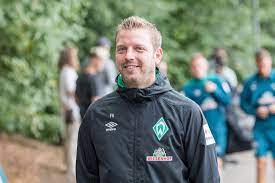 Florian kohfeldt (born 5 october 1982) is a german football manager who manages werder bremen. Erneute Vaterfreuden Bei Kohfeldt Weser Kurier Werder Bremen News Zur Bundesliga