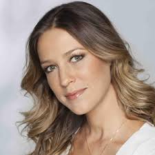 Luana piovani fala sobre fim de casamento com pedro scooby: Luana Piovani Time S Person Of The Year 2021 Mediamass