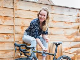 Dit is de officiële facebook pagina van en over anna van der breggen, wielrenster bij het. Anna Is Niet Standaard Helden