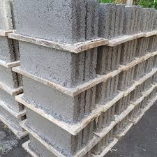 Bahan yang digunakan untuk pekerjaan tembok adalah batu bata, beton ringan dan batako. Harga Batako Press Di Bali