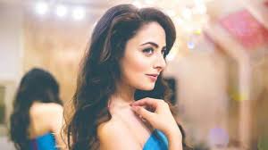 Jyada samay internet par barbad mat karo.kyoki time se jyada kuch important nahi h. Zoya Afroz Wiki Biography Age Images Family News Bugz