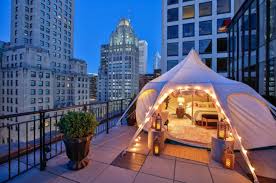 When it comes to bars, chicago has it all. Last Fling Before The Ring 5 Chicago Bachelor Bachelorette Party Ideas Chicago Style Weddings