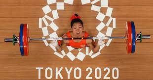 Mirabai lifted 87 kg in snatch and 115 kg in clean. Bni Oxkg1b2e7m