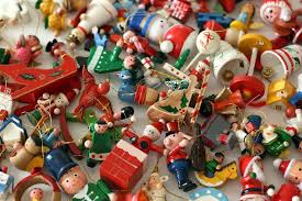 Christmas Craft 1 Vintage Wooden Ornament Wreaths Vintage Christmas Ornaments Christmas Ornaments Old Fashioned Christmas Decorations