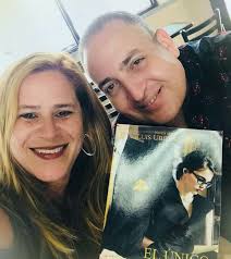Desde 🇵🇷 Puerto Rico 🇵🇷 Linette Linny con mi novela EL ÚNICO HOMBRE QUE  ME ENTENDIÓ. amazon.com