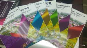 3.3 menentukan langkah keselamatan dalam setiap aktiviti kokurikulum telah diambil penjelasan. Cover Fail Pengurusan Kurikulum Sekolah Freedownload Cikgu Suffi Cs