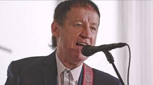 Glenn Doran's Instagram, Twitter & Facebook