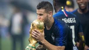 Born 14 february 1996) is a french professional footballer who plays as a left back or centre back for bundesliga club bayern munich and the france national team. Fc Bayern Sign Lucas Hernandez Fc Bayern Munich