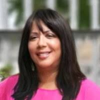 600+ perfiles de «Ursula»