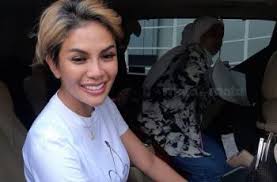 Do not ask for upvotes and do not promise free content in the title or comments. Intip 3 Cewek Seksi Onlyfans Asal Indonesia Nikita Mirzani Otw Nyusul Matamata Com