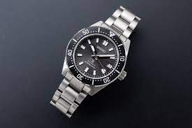No, the spb143 is not an exact replica of the original 62mas. A Week On The Wrist The Seiko Prospex Spb143 Hodinkee
