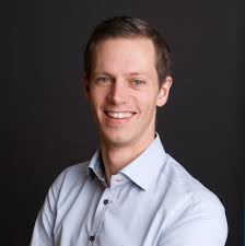 Did you know that around 65% of people in Sweden play games in one way or  another? On a global scale, Swedish game development really stands out.  Candy Crush is one of