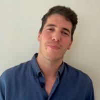 80+ perfiles de «Juan Manuel Flores»