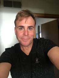 My name Money. I come home soon I'm located in Wisconsin . To be in the  right path A Man need a Strong Woman Behind him