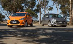 When someone says hybrid, fuel efficient, or green, there's one car that almost every person associates with those words: Toyota Prius C Vs Hyundai I30 Diesel Vs Hybrid Which Is More Fuel Efficient Practical Motoring