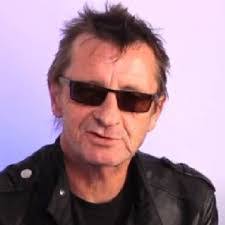 Norman Rudd's Instagram, Twitter & Facebook